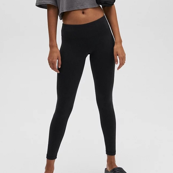 TNA Low-Rise Cropped Leggings - Picture 6 of 8
